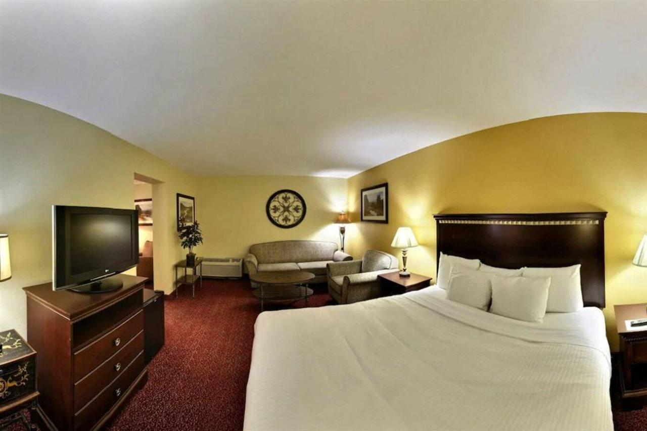 Clarion Inn Tulsa International Airport المظهر الخارجي الصورة